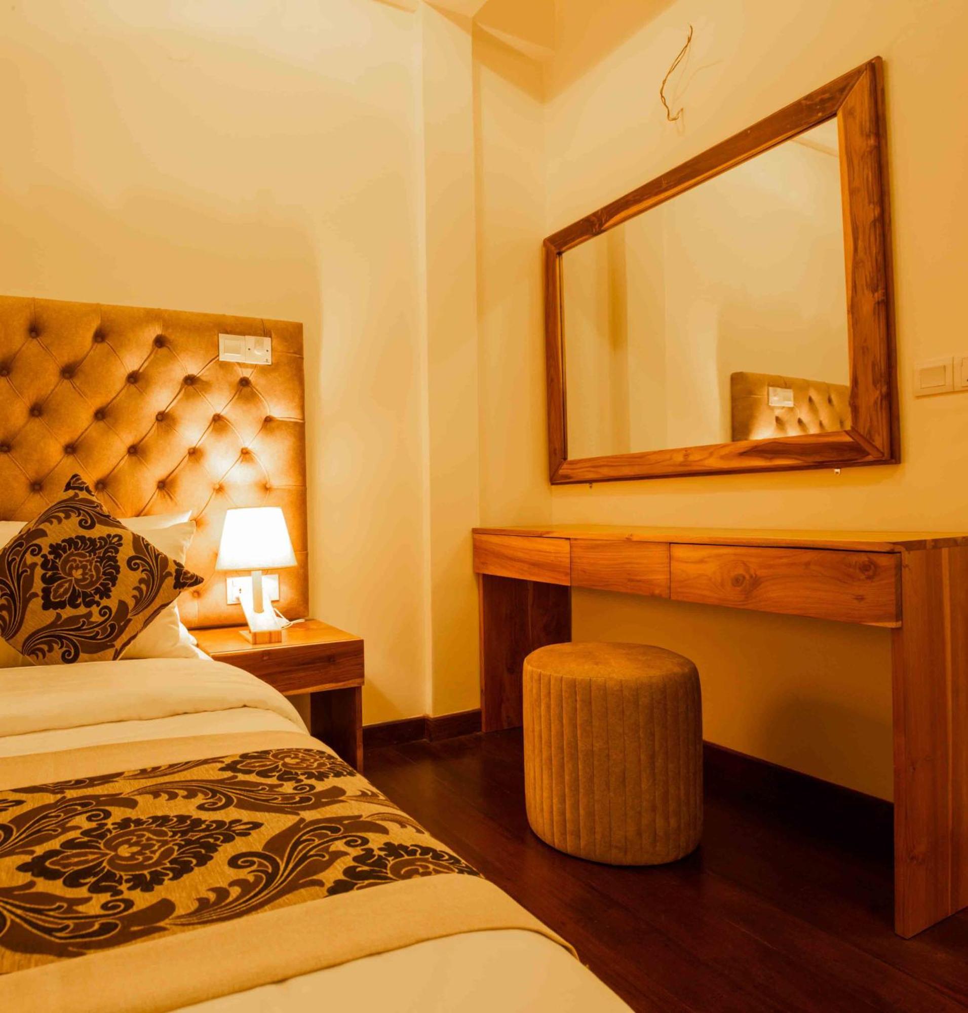 Отель Manthra Leisure Канди Экстерьер фото